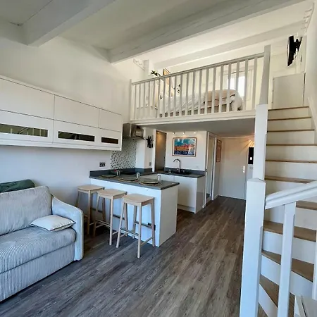 Nid Du Port Apartment